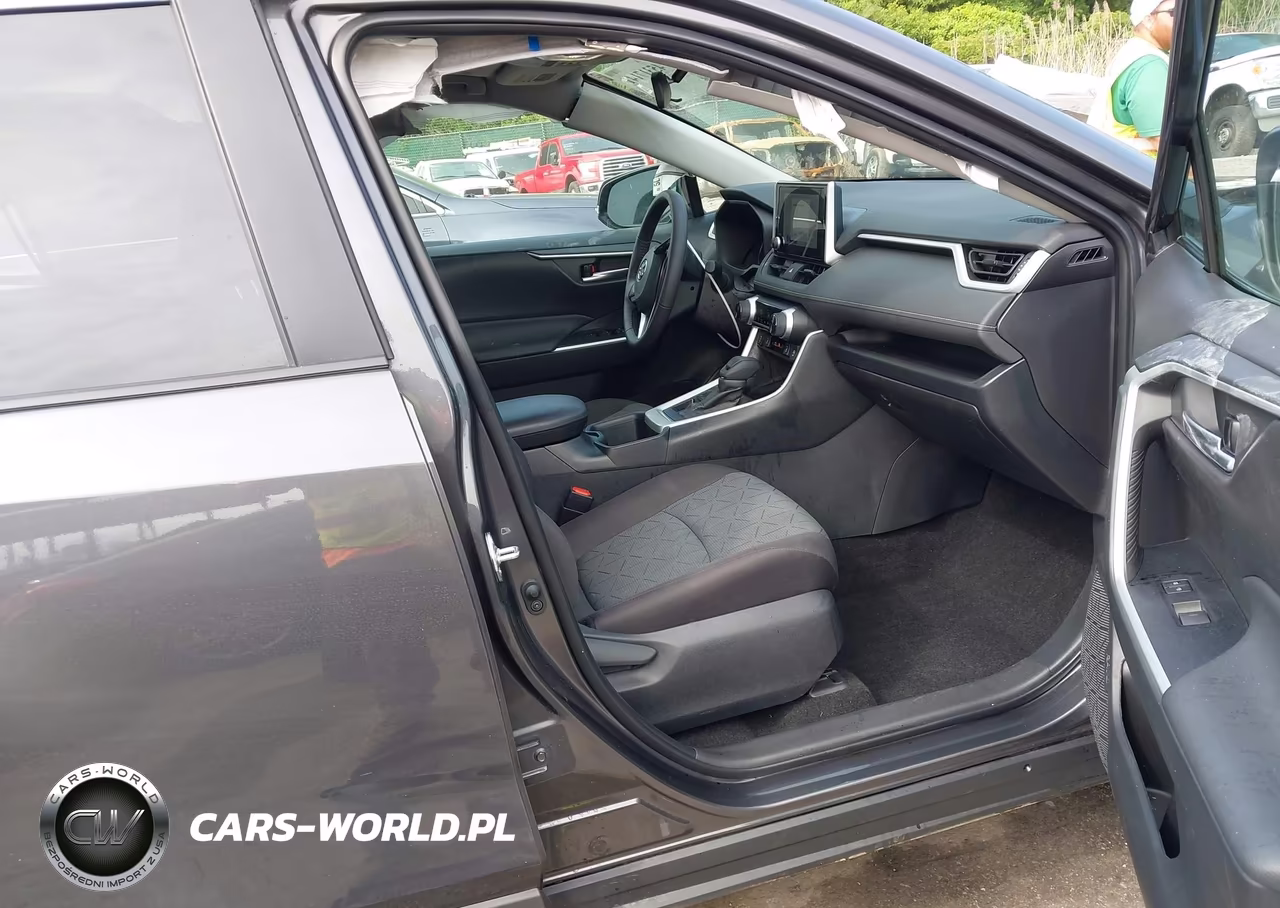 2025 Toyota Rav4 Xle VIN:2T3P1RFV9SW561685 - 5