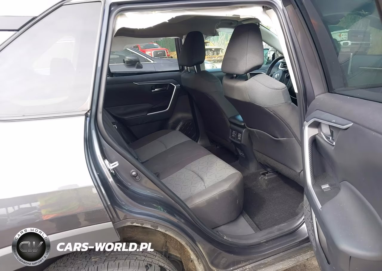 2025 Toyota Rav4 Xle VIN:2T3P1RFV9SW561685 - 8