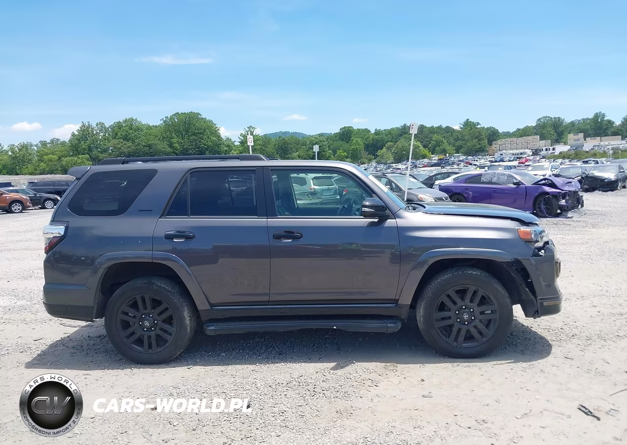 2021 Toyota 4Runner Nightshade Special Edition VIN:JTEJU5JRXM5876484 - 13