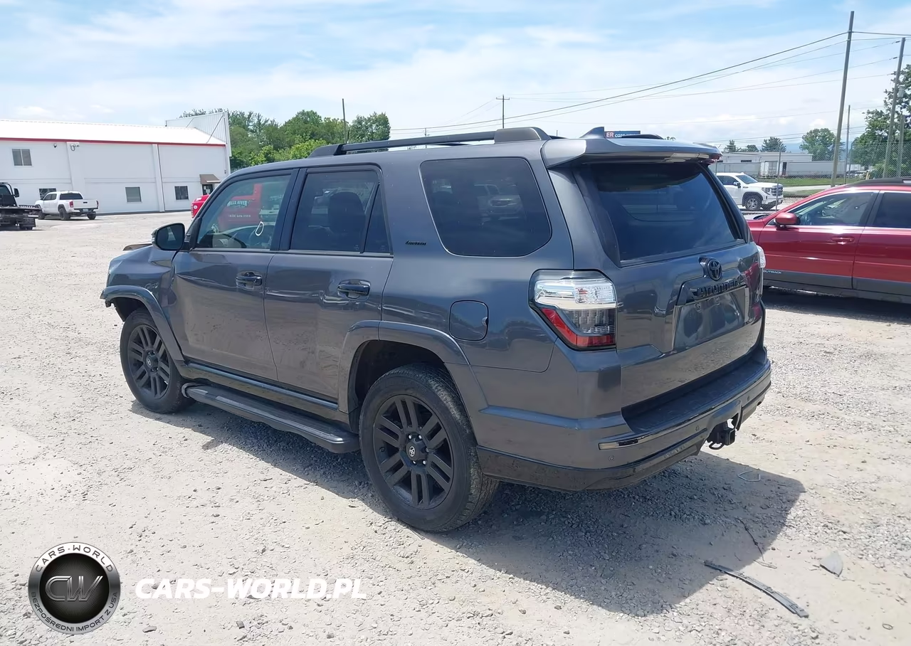 2021 Toyota 4Runner Nightshade Special Edition VIN:JTEJU5JRXM5876484 - 3