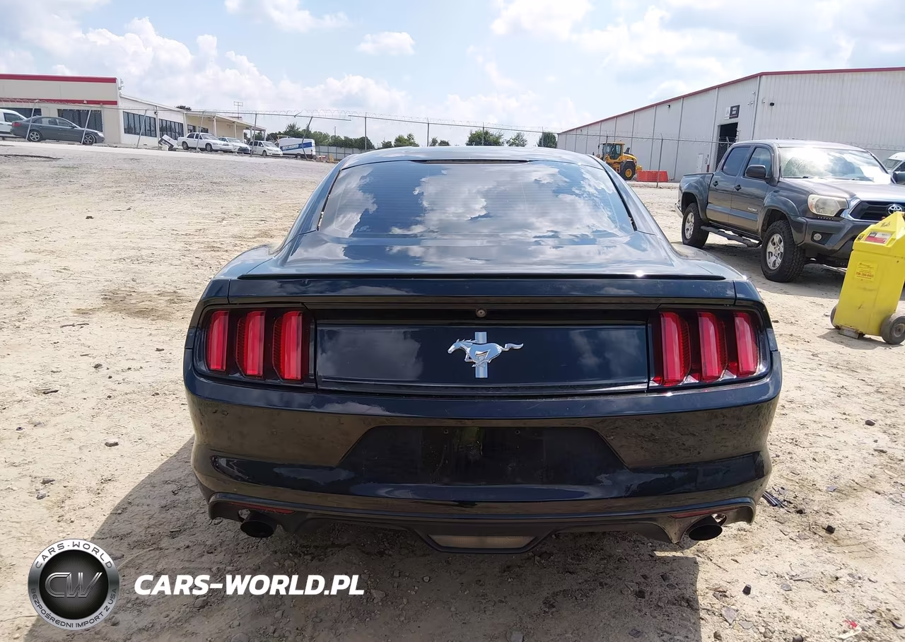 2016 Ford Mustang V6 VIN:1FA6P8AM7G5215044 - 17