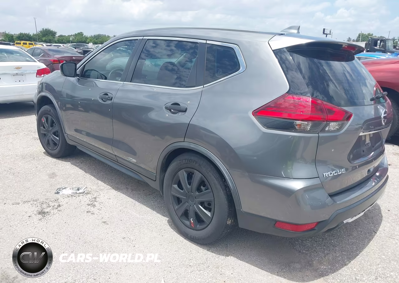 2017 Nissan Rogue S VIN:JN8AT2MT7HW133086 - 3