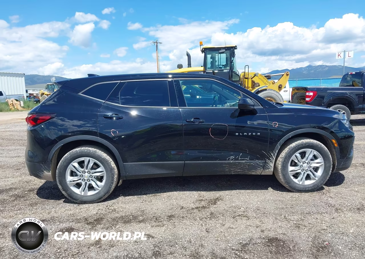 2021 Chevrolet Blazer Awd 2Lt VIN:3GNKBHR44MS553358 - 16