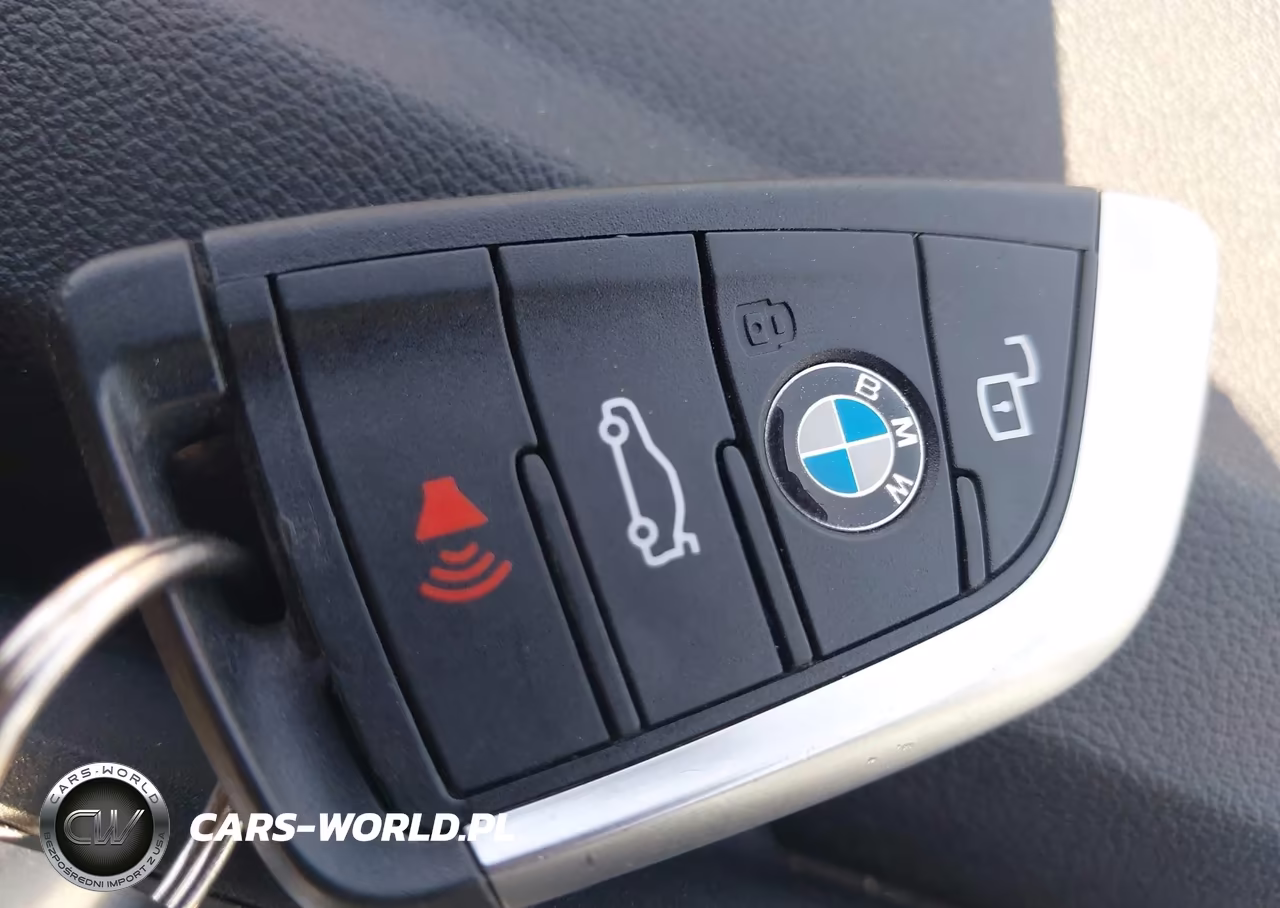 2025 BMW 330I xDrive VIN:3MW89CW01S8E99365 - 11