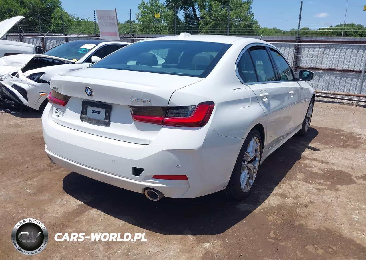 2025 BMW 330I xDrive VIN:3MW89CW01S8E99365 - 4