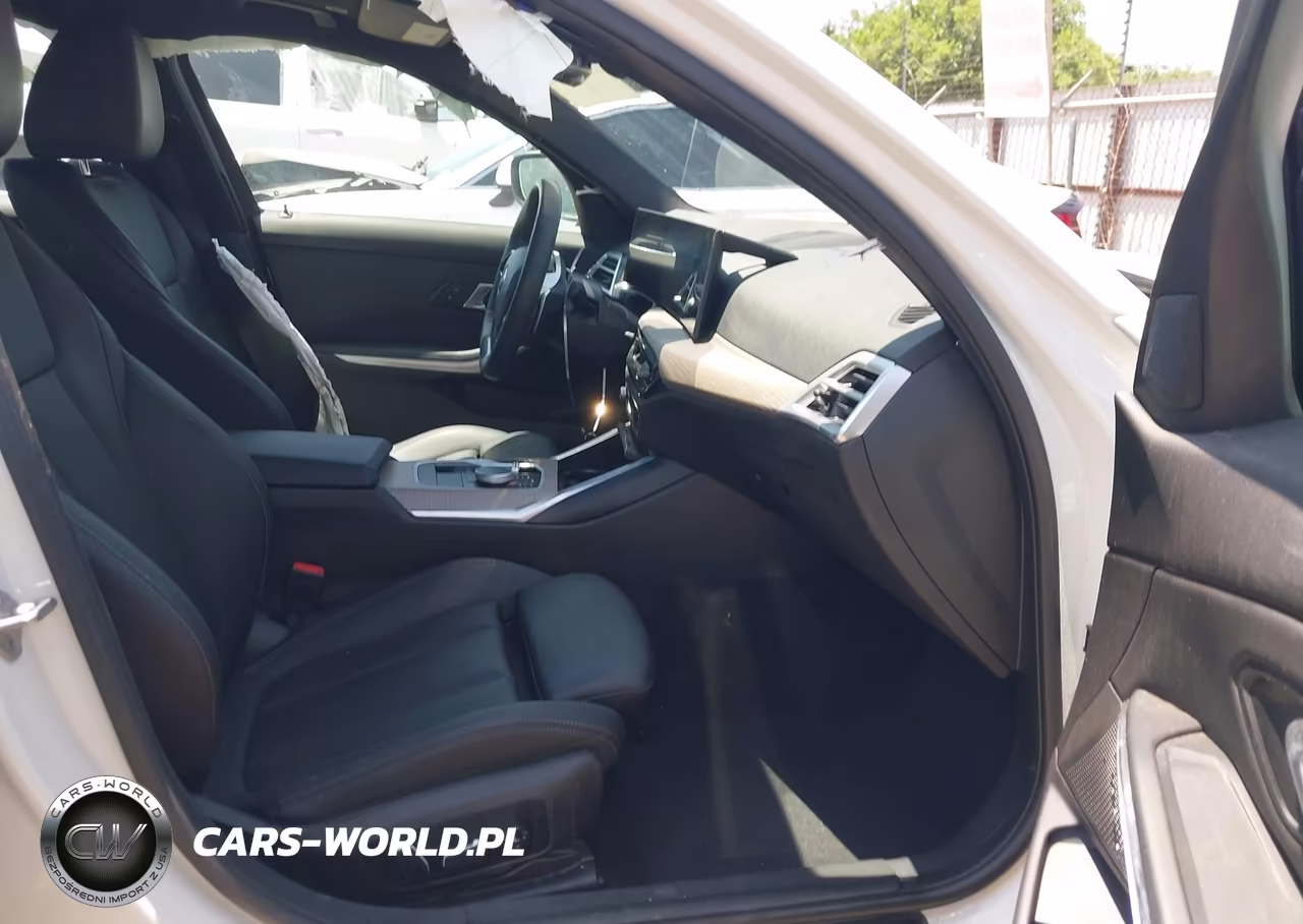 2025 BMW 330I xDrive VIN:3MW89CW01S8E99365 - 5