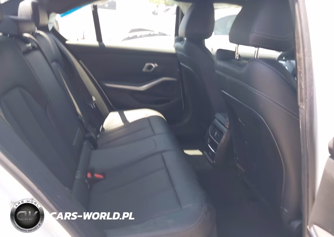 2025 BMW 330I xDrive VIN:3MW89CW01S8E99365 - 8
