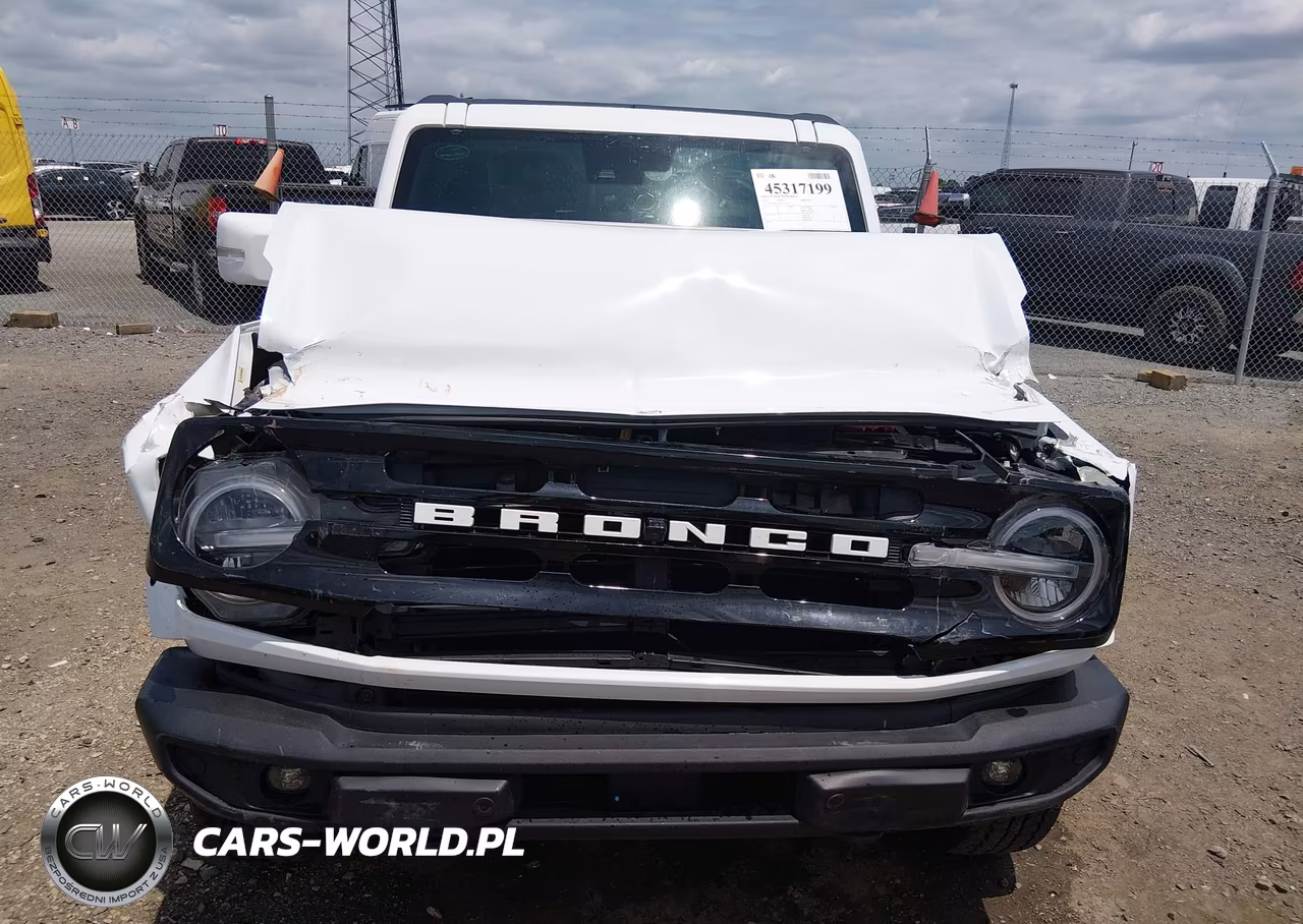 2024 Ford Bronco Outer Banks VIN:1FMEE8BPXRLA21154 - 12