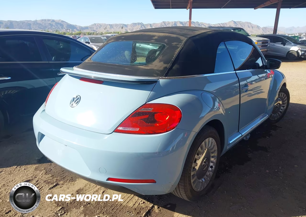 2013 Volkswagen Beetle 2.5L VIN:3VW5P7AT8DM812536 - 4