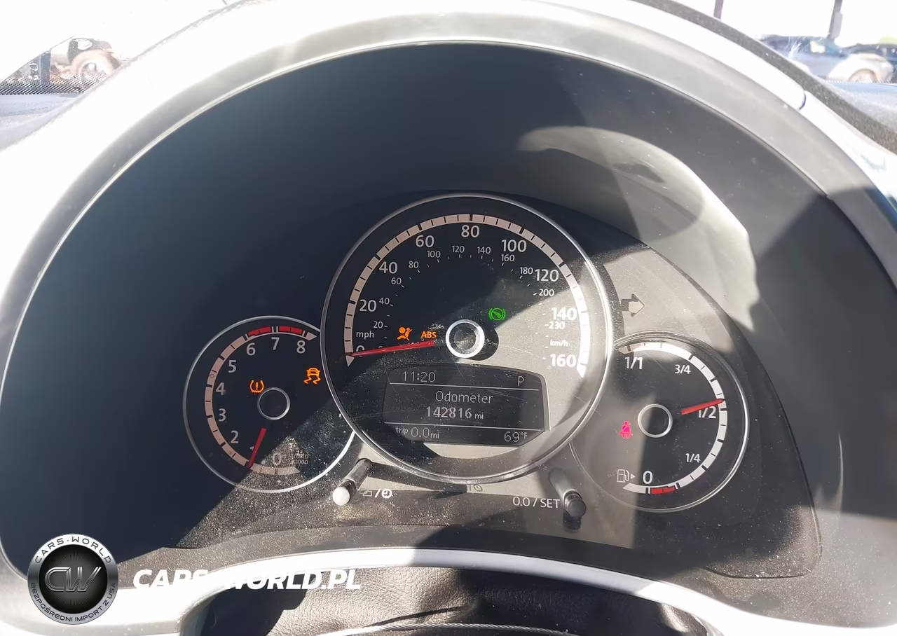 2013 Volkswagen Beetle 2.5L VIN:3VW5P7AT8DM812536 - 7