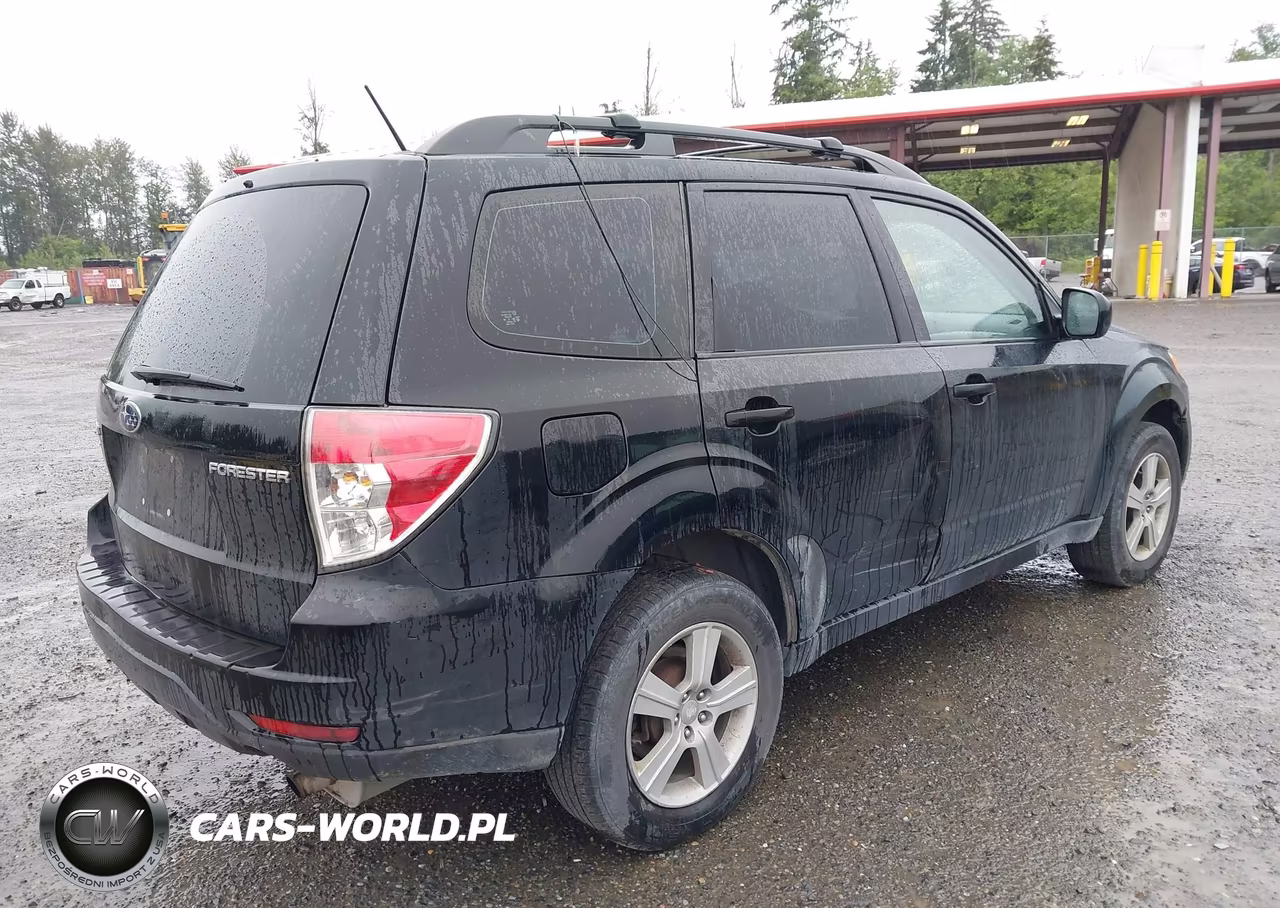 2010 Subaru Forester 2.5X VIN:JF2SH6BC2AH904156 - 4