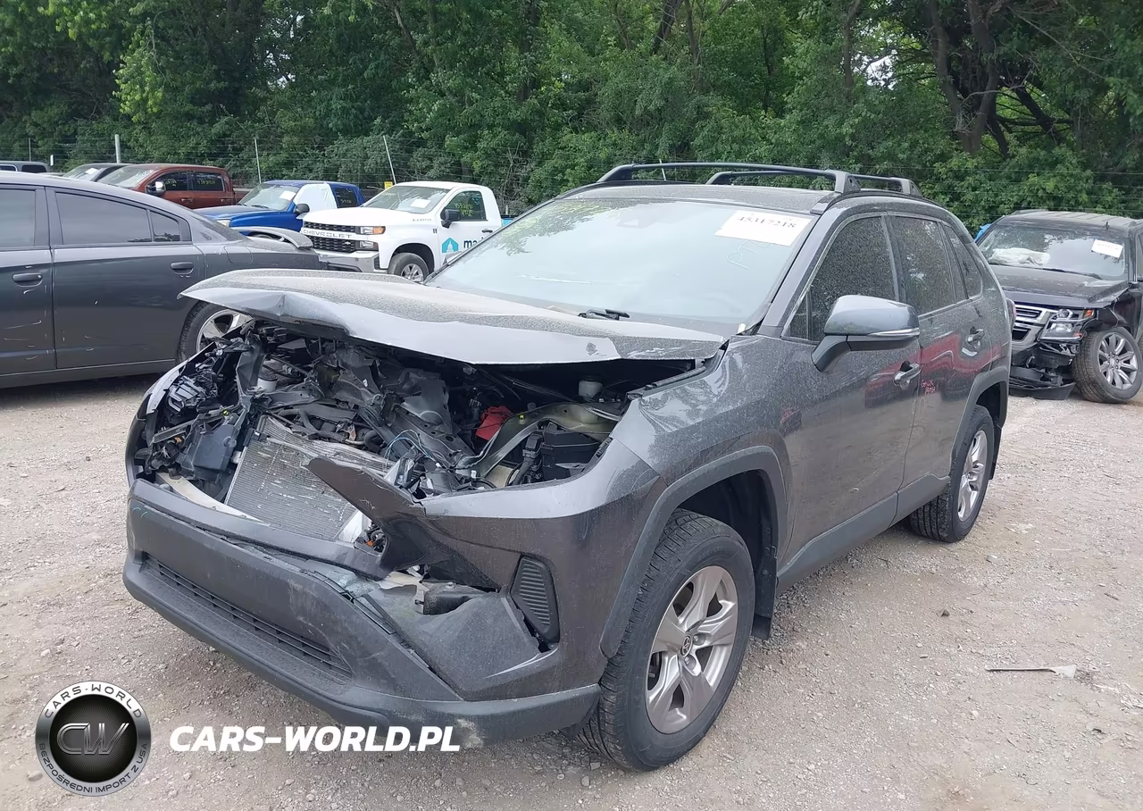 2022 Toyota Rav4 Xle VIN:2T3P1RFV2NW261054 - 2