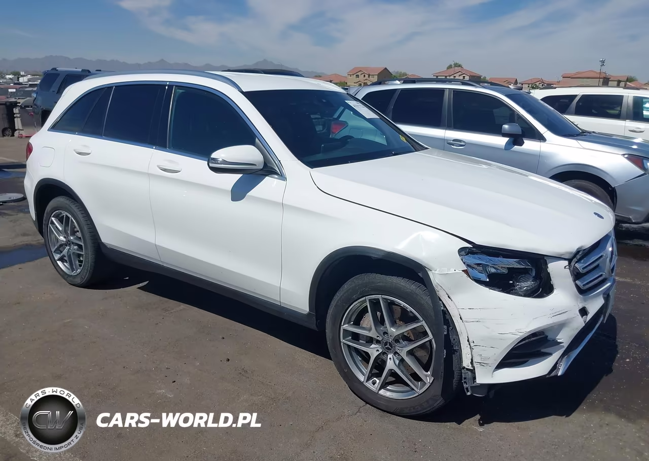 2019 Mercedes-Benz Glc 300 – zdjęcie 1 z 16