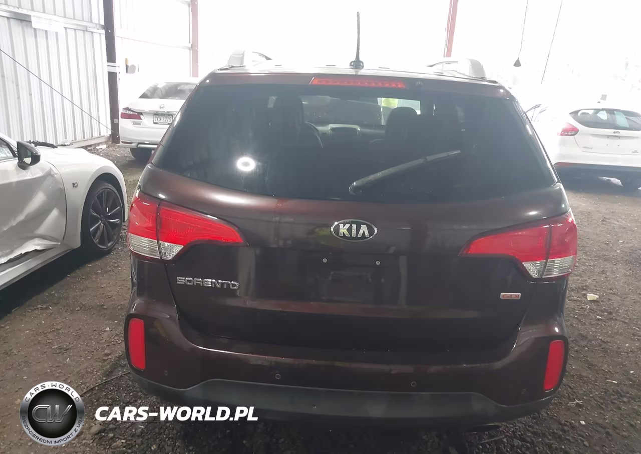 2015 Kia Sorento Lx VIN:5XYKT3A68FG656695 - 16