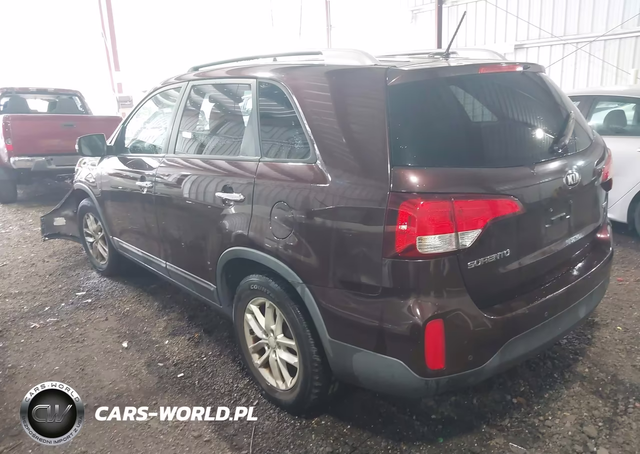 2015 Kia Sorento Lx VIN:5XYKT3A68FG656695 - 3