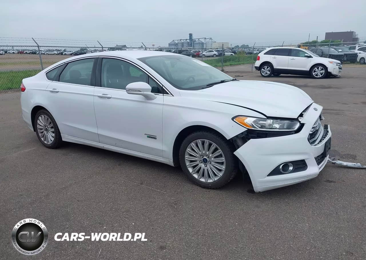 2014 Ford Fusion Energi Se Luxury – zdjęcie 1 z 17