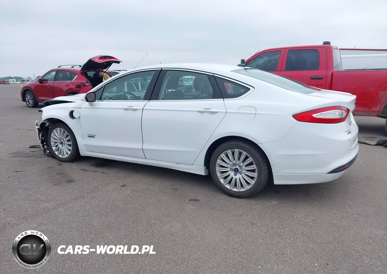 2014 Ford Fusion Energi Se Luxury VIN:3FA6P0PU6ER299022 - 15