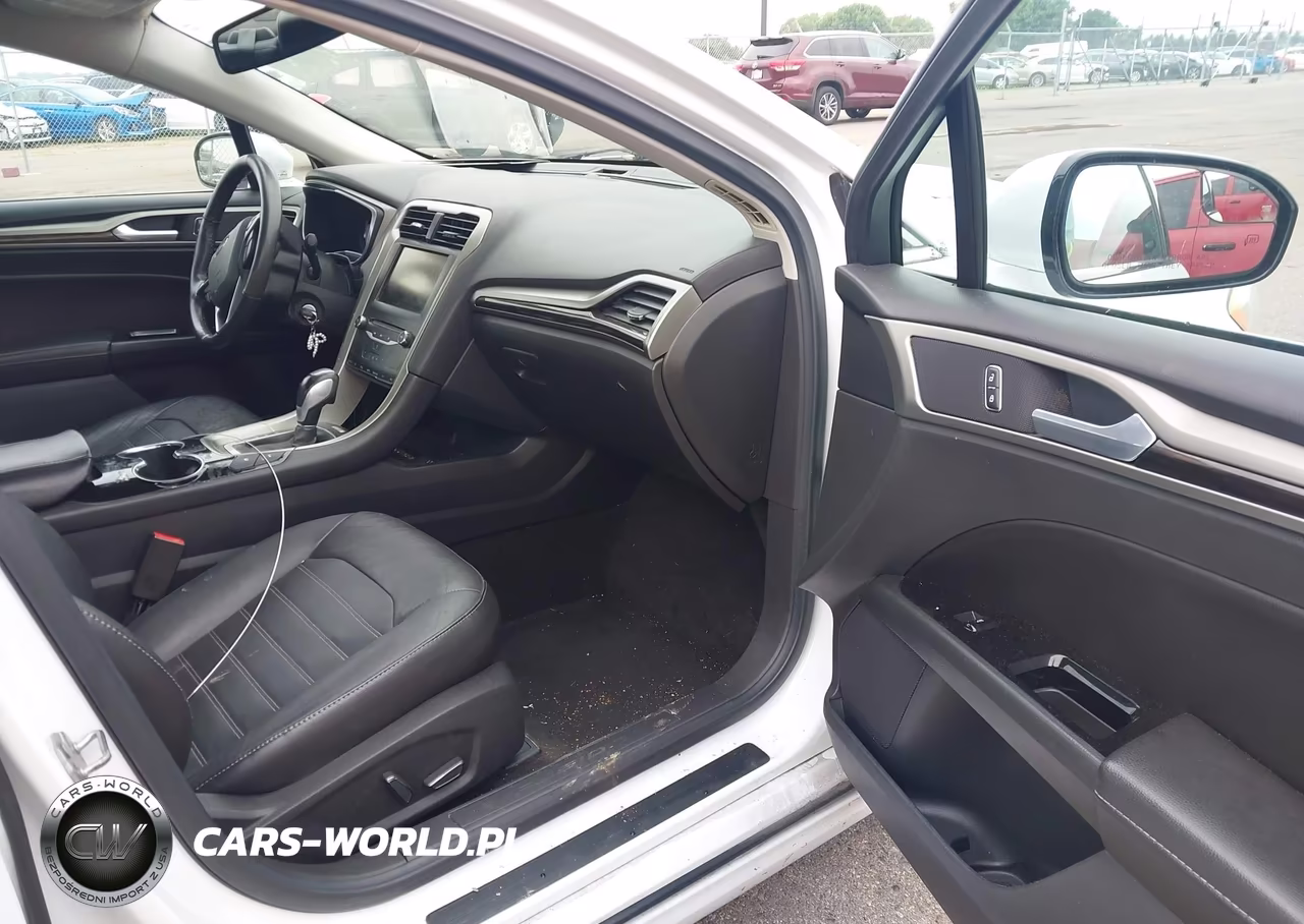 2014 Ford Fusion Energi Se Luxury VIN:3FA6P0PU6ER299022 - 5