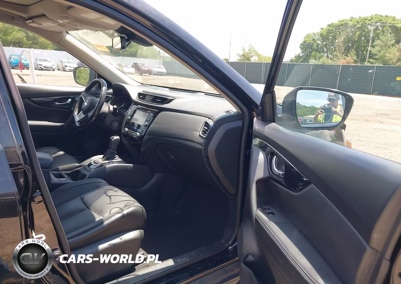 2017 Nissan Rogue Sl VIN:JN8AT2MV0HW024065 - 5
