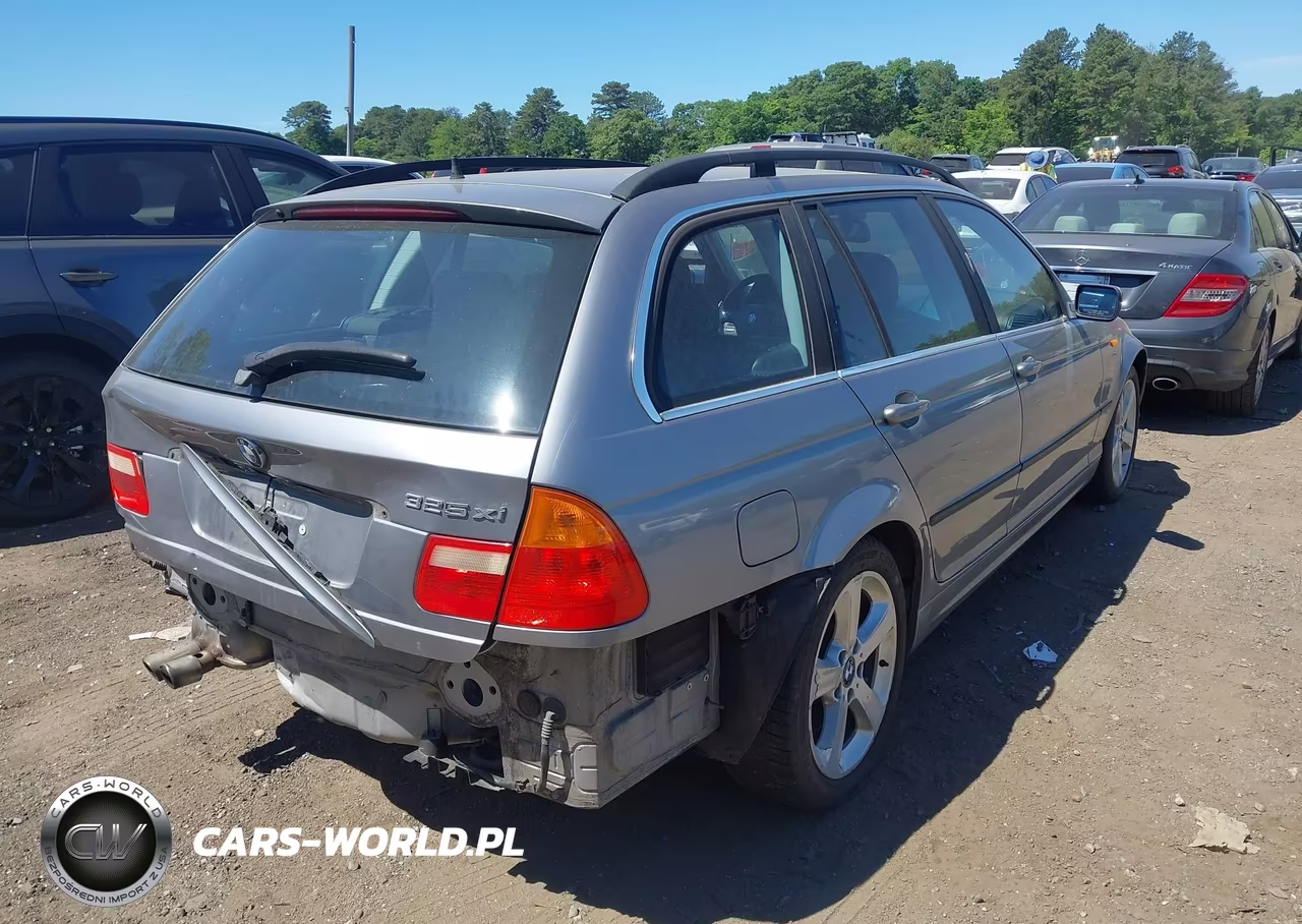 2004 BMW 325Xit VIN:WBAEP33434PF04122 - 4
