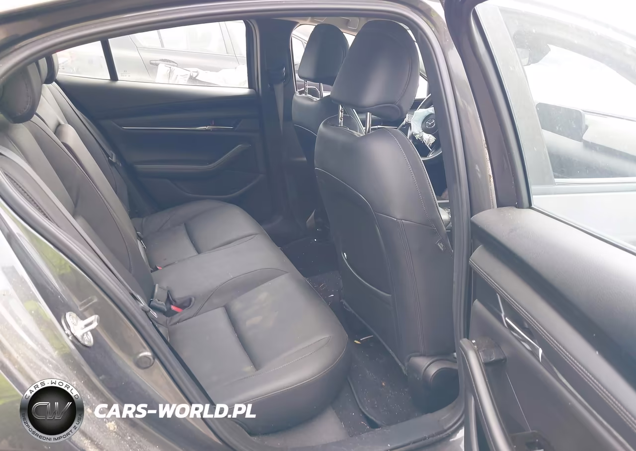 2019 Mazda Mazda3 Preferred Package VIN:3MZBPADL5KM107234 - 8