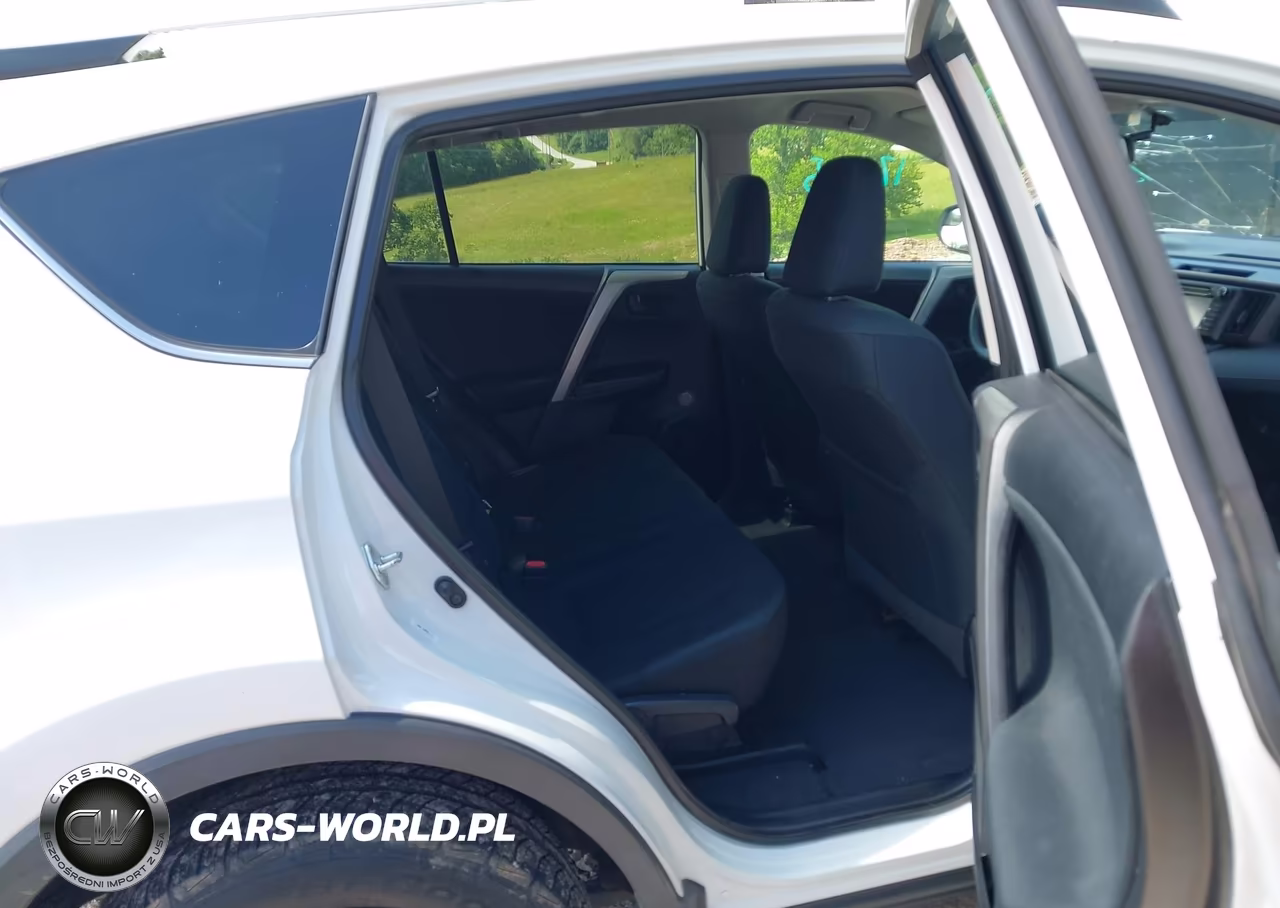 2016 Toyota Rav4 Le VIN:2T3BFREV5GW523391 - 8
