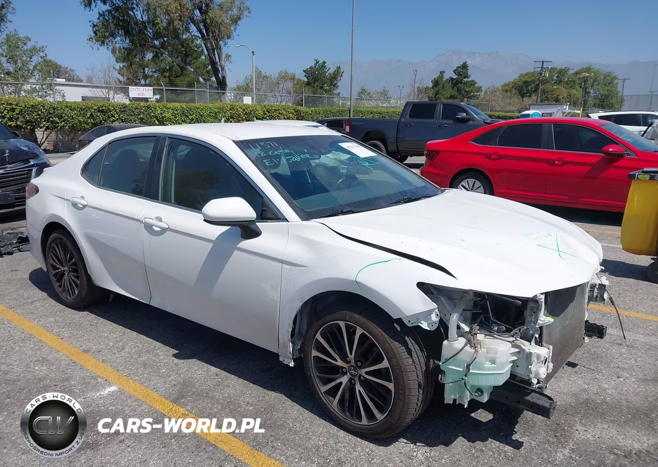 2018 Toyota Camry Se – zdjęcie 1 z 19