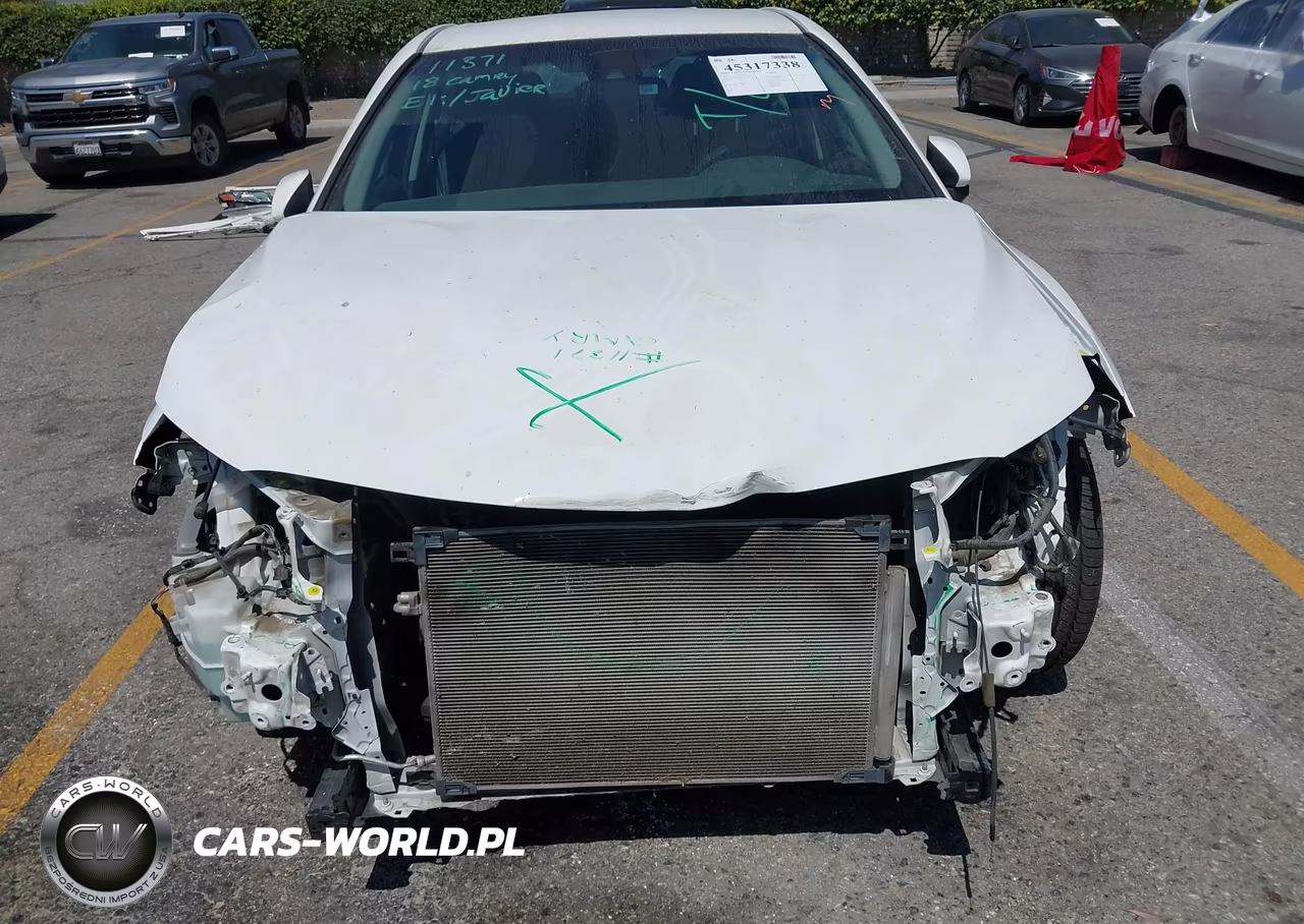 2018 Toyota Camry Se VIN:4T1B11HK3JU133245 - 6