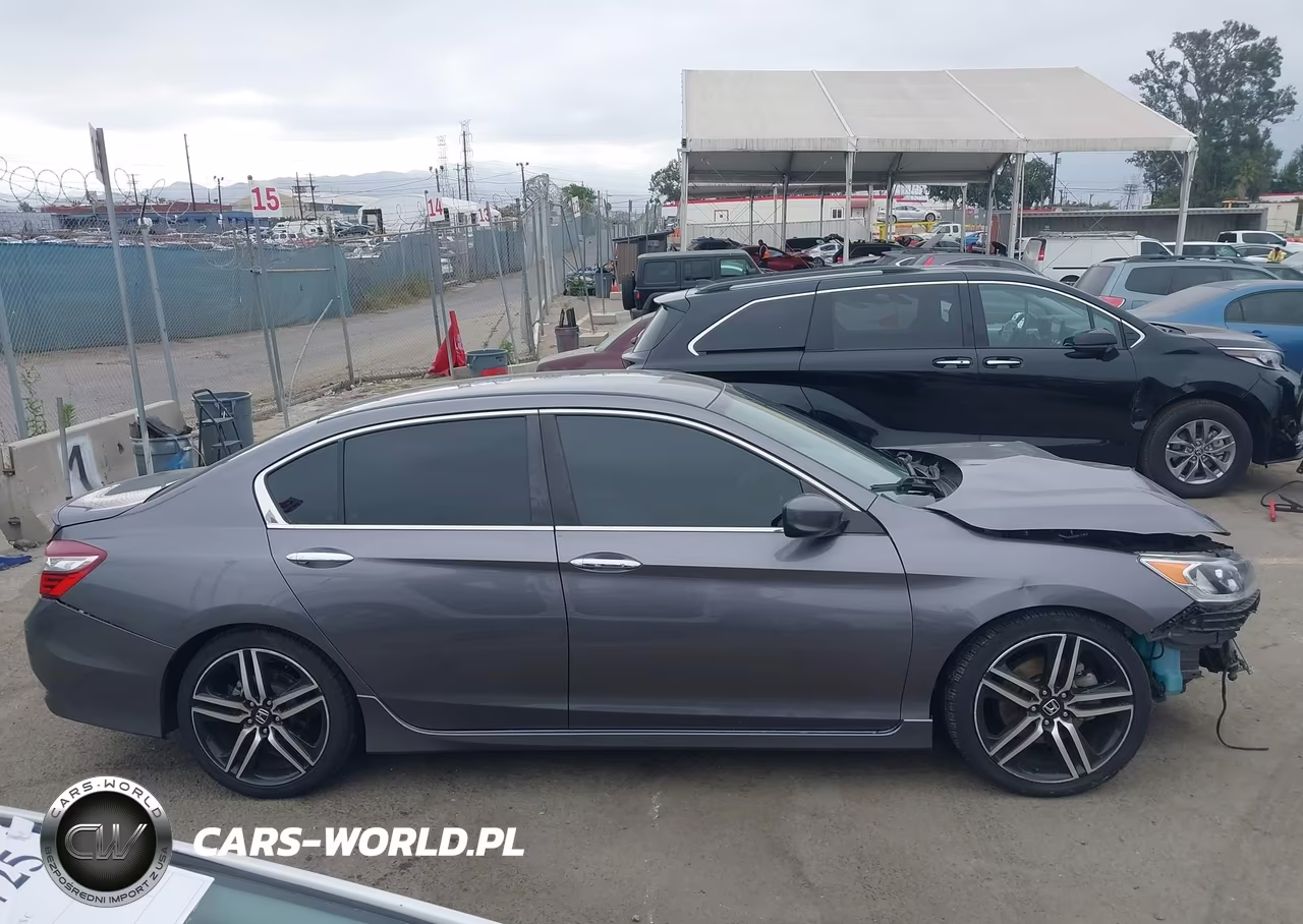 2017 Honda Accord Sport VIN:1HGCR2F53HA044079 - 14