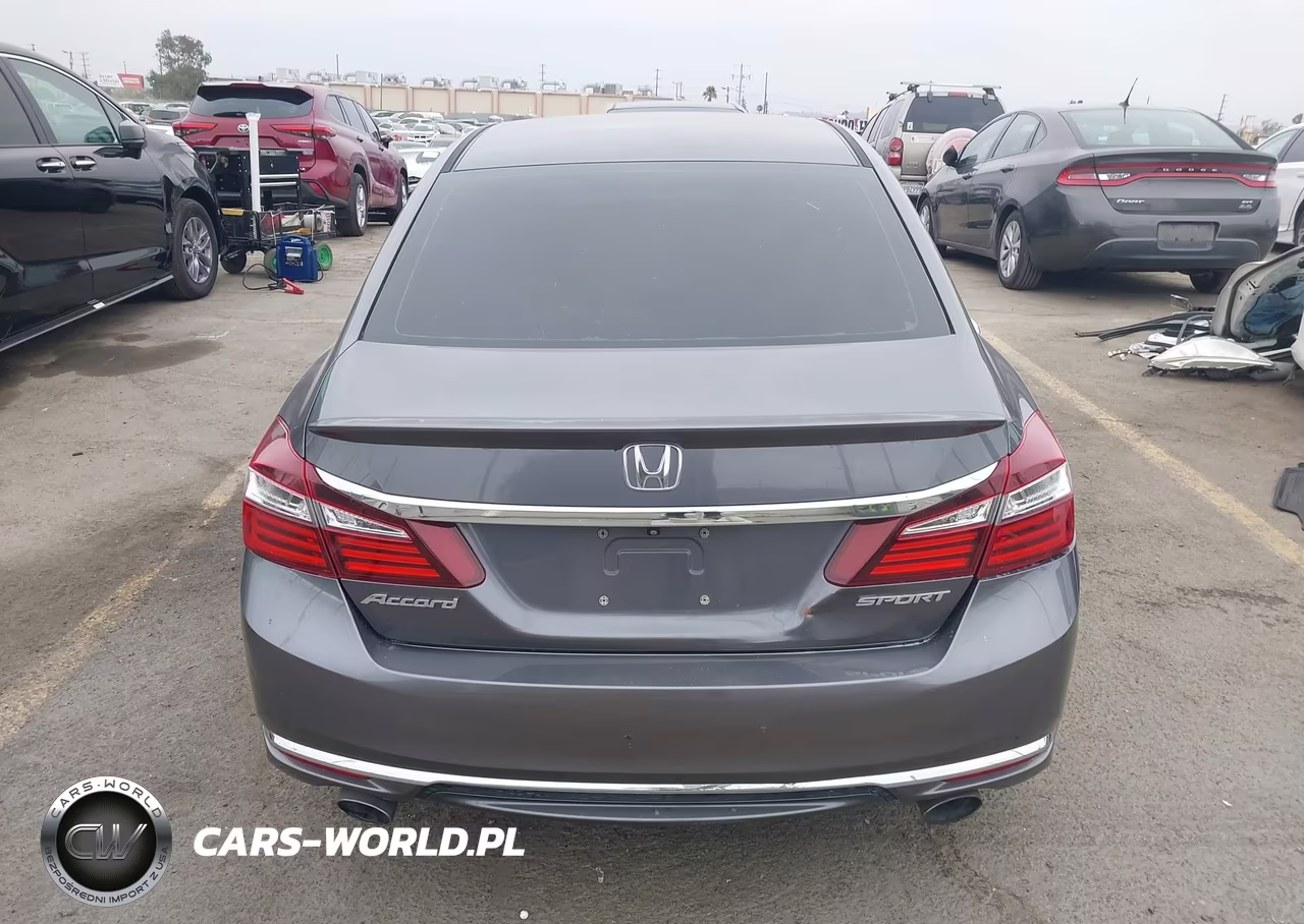 2017 Honda Accord Sport VIN:1HGCR2F53HA044079 - 17
