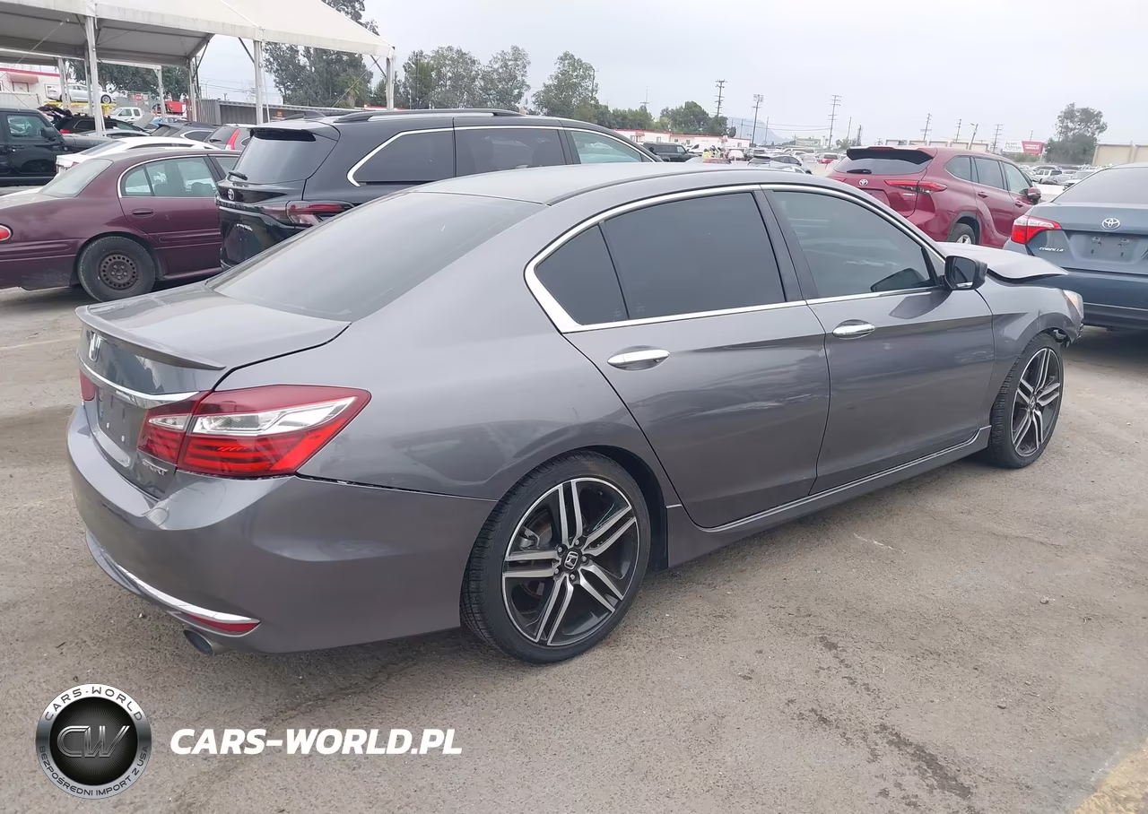 2017 Honda Accord Sport VIN:1HGCR2F53HA044079 - 4