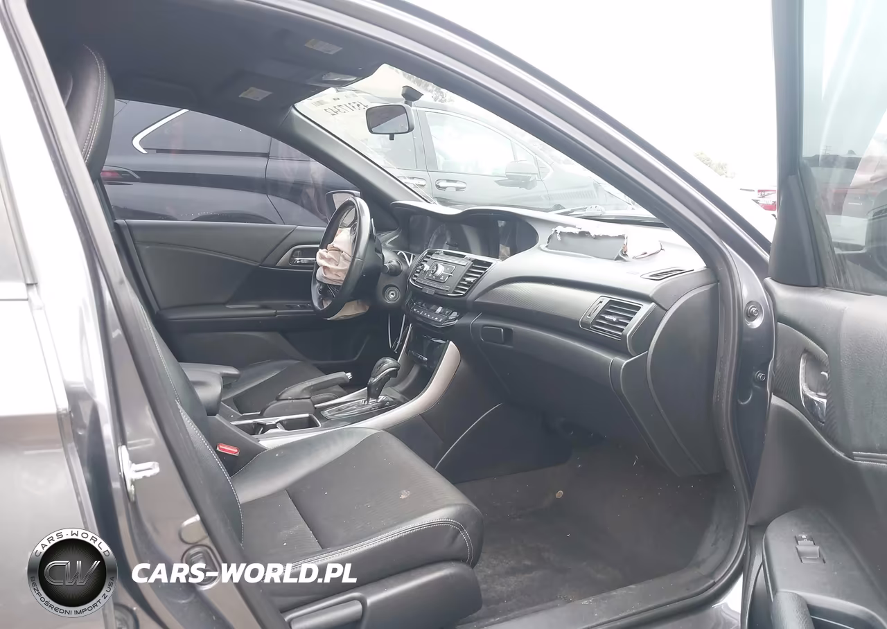 2017 Honda Accord Sport VIN:1HGCR2F53HA044079 - 5