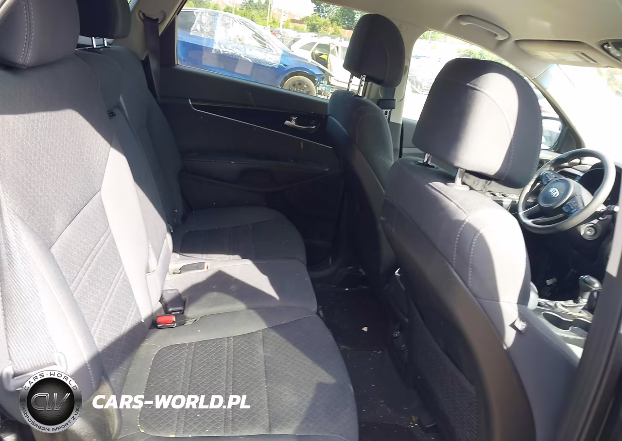 2017 Kia Sorento 2.4L Lx VIN:5XYPGDA3XHG295656 - 8