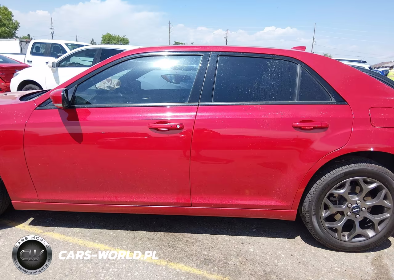 2015 Chrysler 300 300S VIN:2C3CCAGG0FH746860 - 14