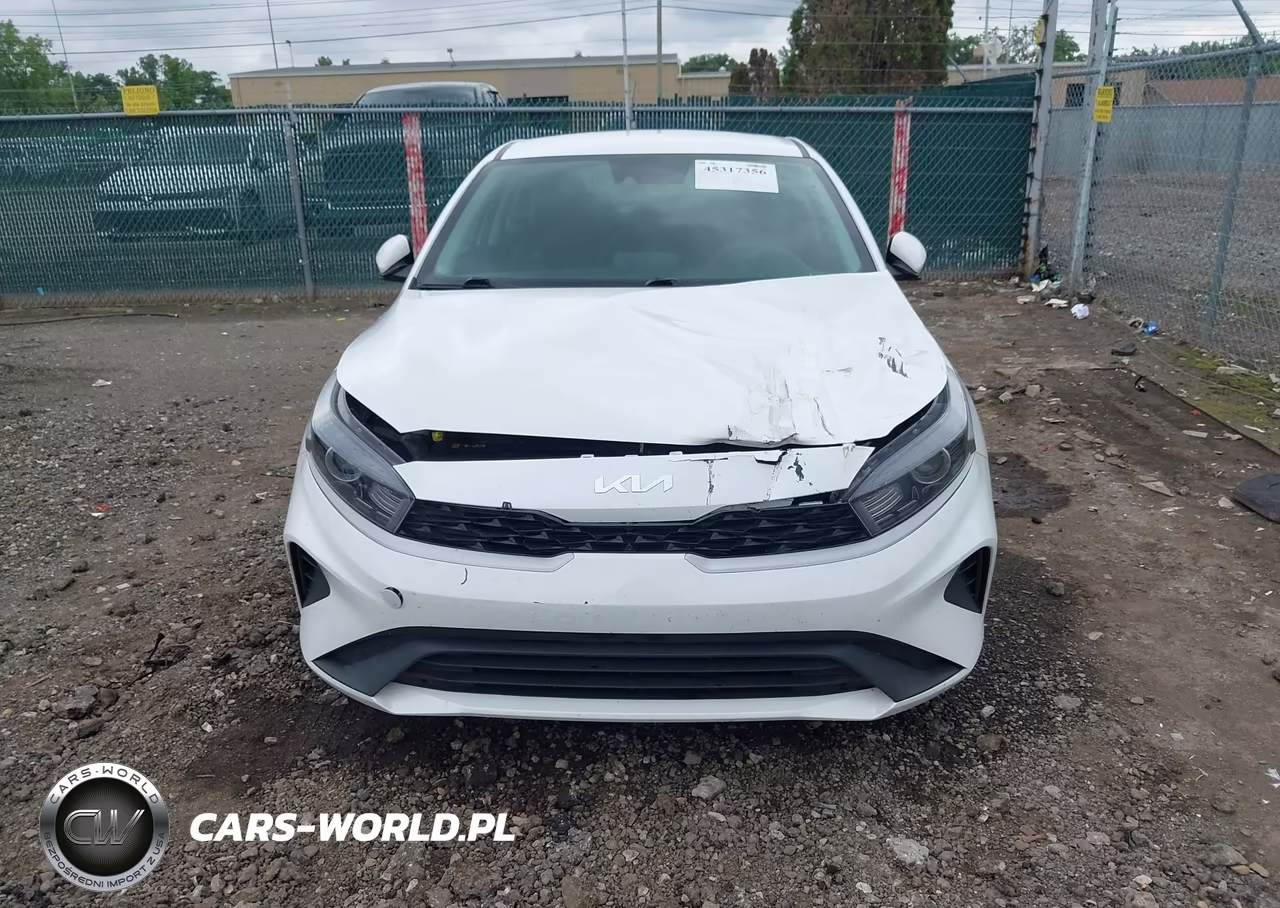 2023 Kia Forte Lxs VIN:3KPF24AD2PE621738 - 12