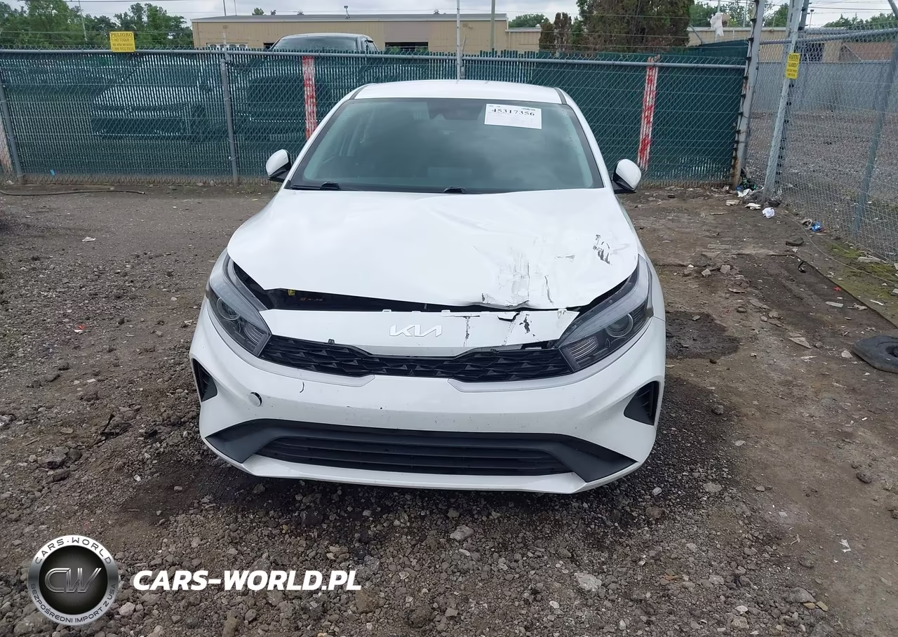 2023 Kia Forte Lxs VIN:3KPF24AD2PE621738 - 6