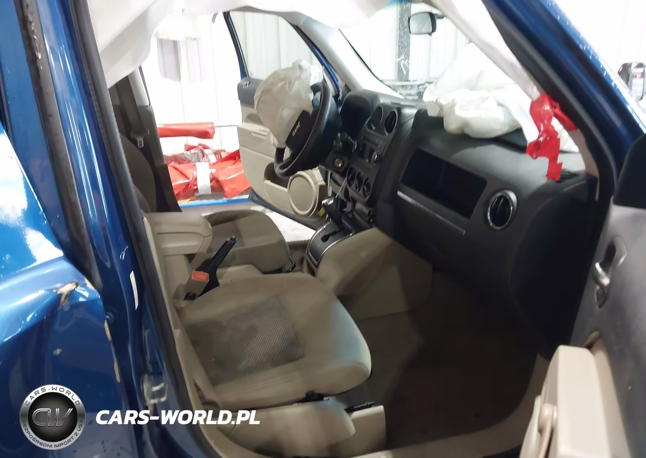 2009 Jeep Patriot Sport VIN:1J4FT28A39D195179 - 5