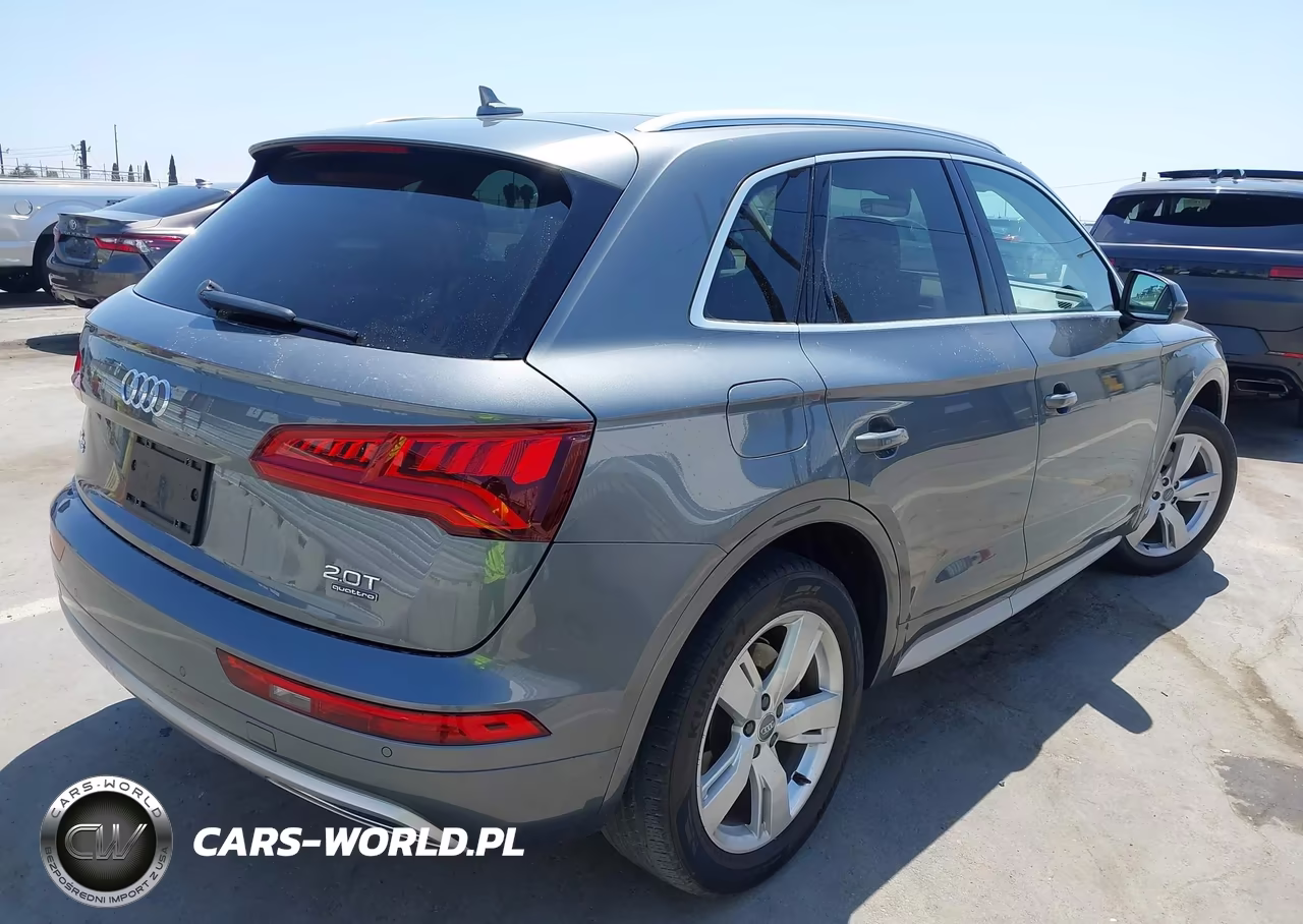 2018 Audi Q5 2.0T Premium VIN:WA1BNAFY4J2161528 - 4