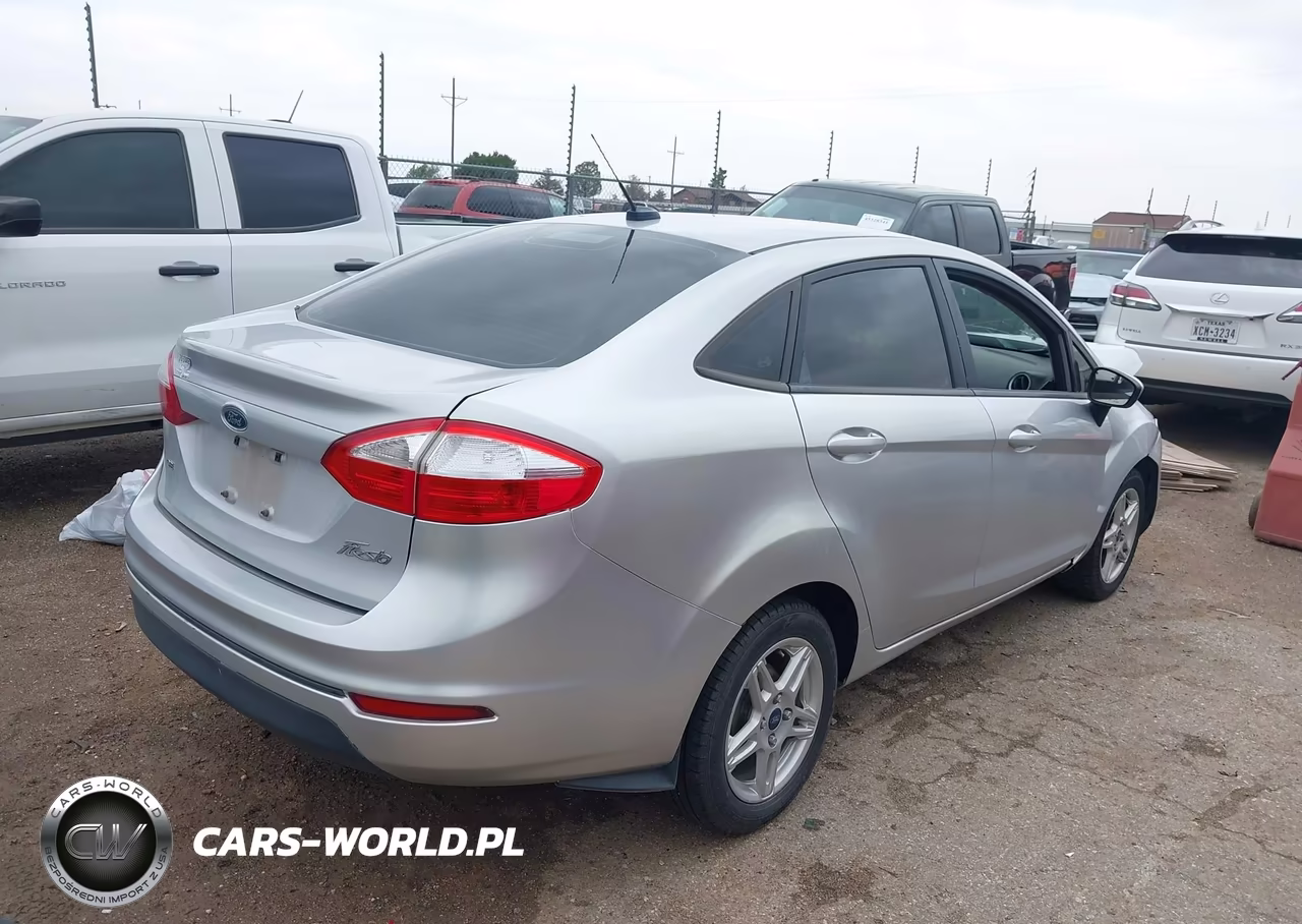 2017 Ford Fiesta Se VIN:3FADP4BJ8HM122436 - 4