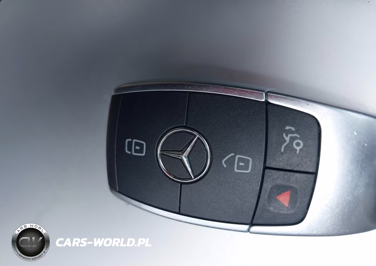2019 Mercedes-Benz C 300 VIN:55SWF8DBXKU291080 - 11