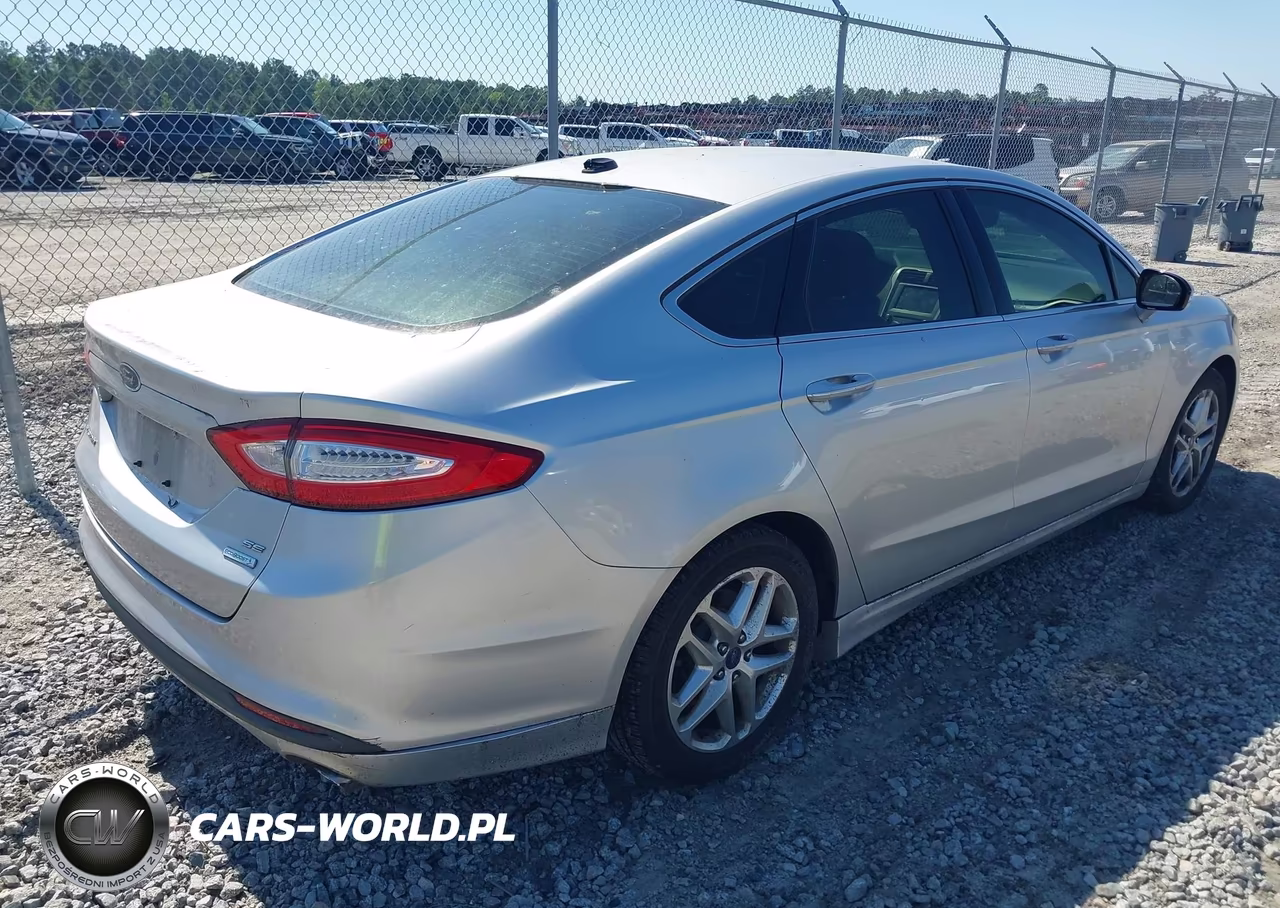 2013 Ford Fusion Se VIN:3FA6P0HR2DR318237 - 4