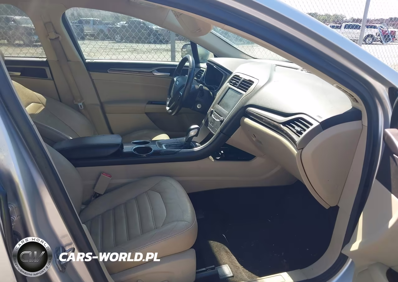 2013 Ford Fusion Se VIN:3FA6P0HR2DR318237 - 5