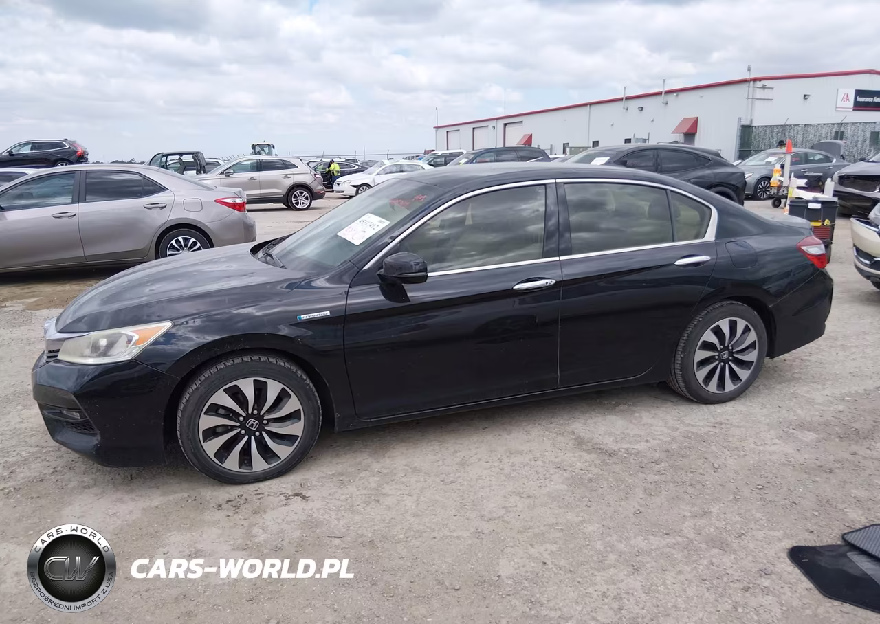 2017 Honda Accord Hybrid VIN:JHMCR6F35HC013312 - 14