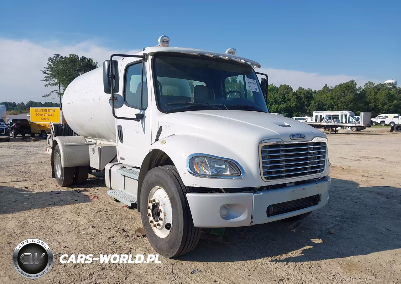 2004 Freightliner M2 106 Medium Duty