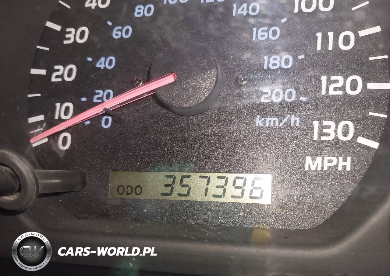 1998 Toyota Land Cruiser VIN:JT3HT05J3W0006190 - 7