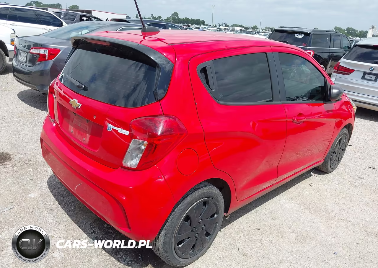 2018 Chevrolet Spark Ls Cvt VIN:KL8CB6SA8JC436605 - 4
