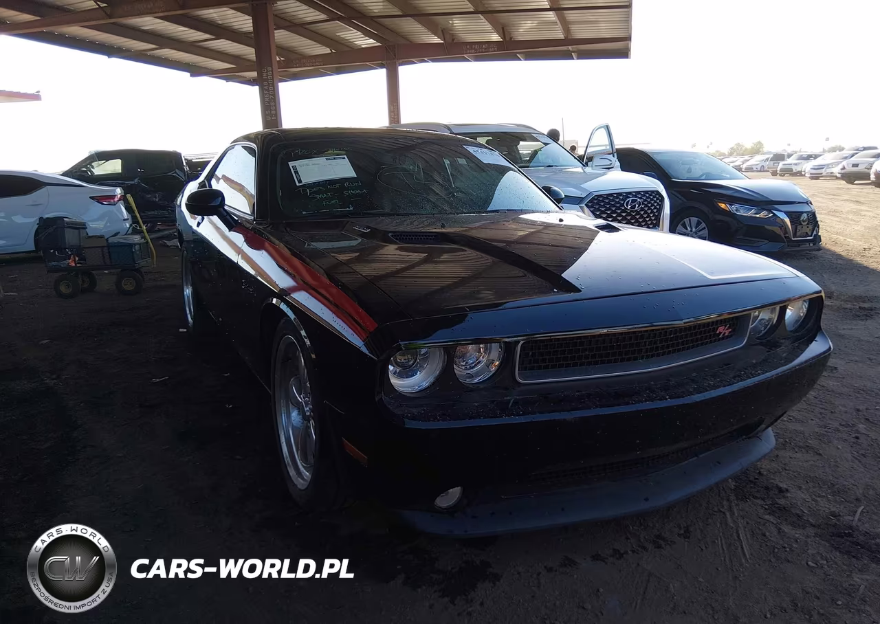2013 Dodge Challenger R-T Classic – zdjęcie 1 z 16