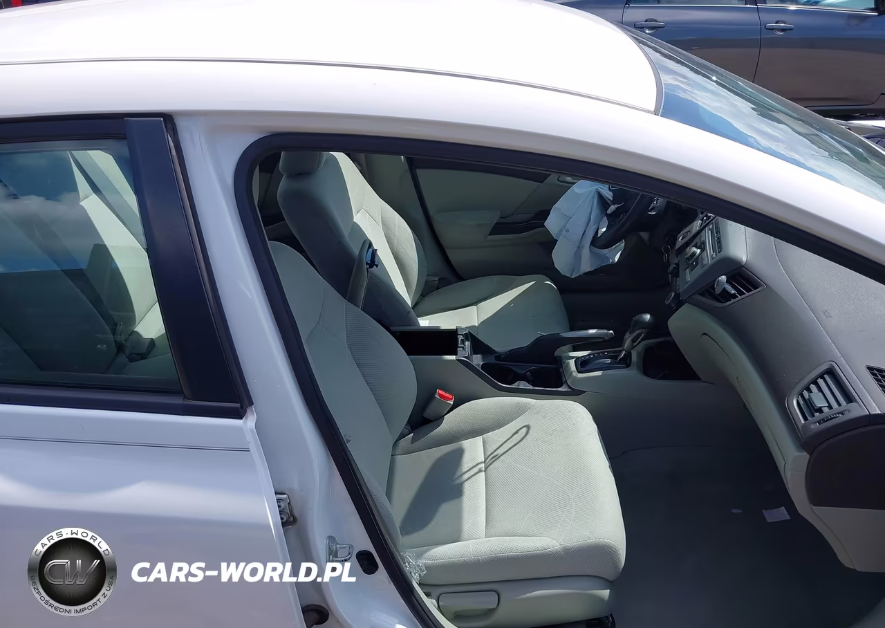 2012 Honda Civic Lx VIN:19XFB2F57CE003038 - 5