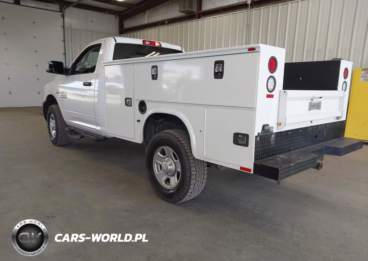 2018 Ram 2500 Tradesman 4X4 8' Box VIN:3C7WR5AJ8JG314225 - 3