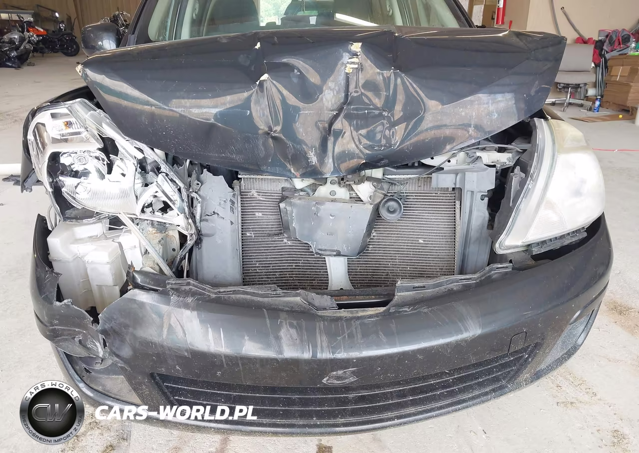 2010 Nissan Versa 1.8S VIN:3N1BC1CP3AL445936 - 10
